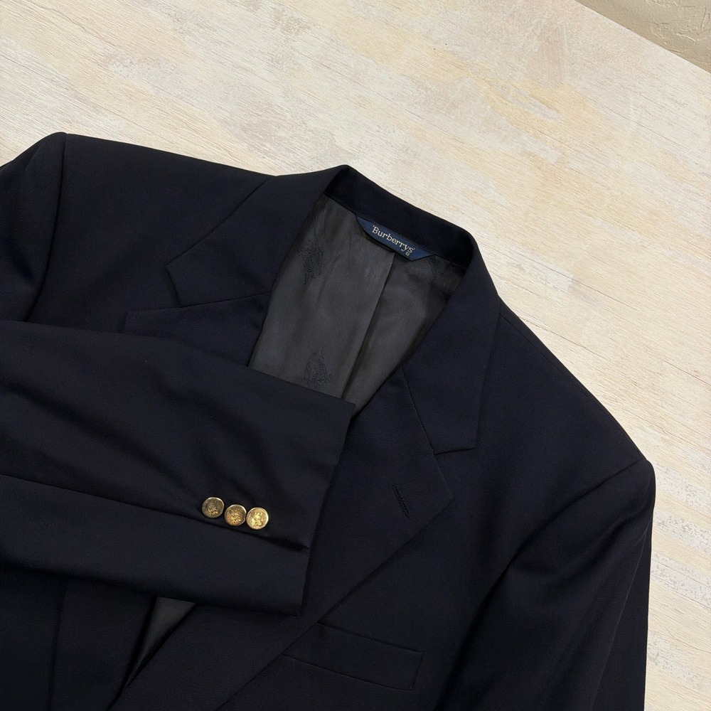 Burberrys Blazer Sport Coat 44R Navy Blue Gold Crest Buttons Mens Classic Fit